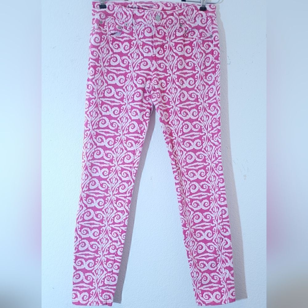 Vineyard Vines Pink & White Damask Scroll Print Stretch Skinny Jeans - Picture 3 of 12